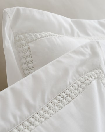Bianca Oxford Lace Trim Duvet Cover Set