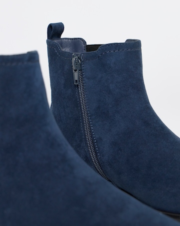 Emma Classic Chelsea Ankle Boots - Standard Fit (D)