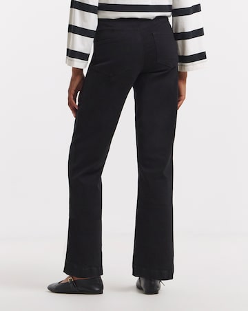 Black 24/7 Stretch Straight Leg Jeans