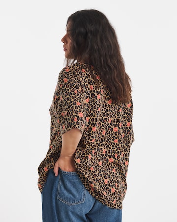 Simply Be Leopard Lips Oversized Graphic T-Shirt