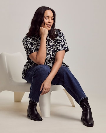 Julipa Printed Lightweight Shirt