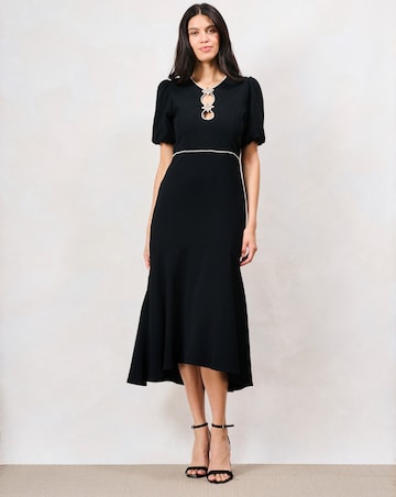 Hope & Ivy The Sutton Embellished Dress