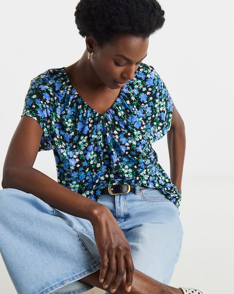 Floral Printed V Neck Short Sleeve Top