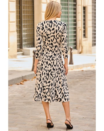 Sosandar Ruchded Front Fit & Flare Dress