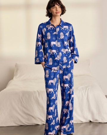 Chelsea Peers Long Wide Sleeve Button Up Lion Pyjama Set