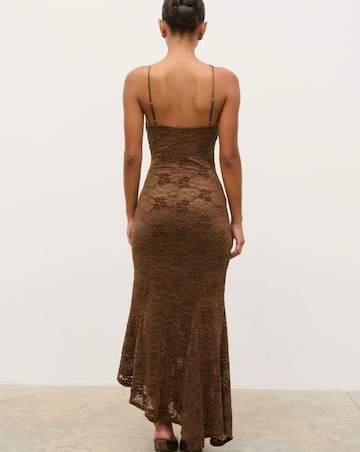 Pretty Lavish Zoey Lace Midaxi Dress