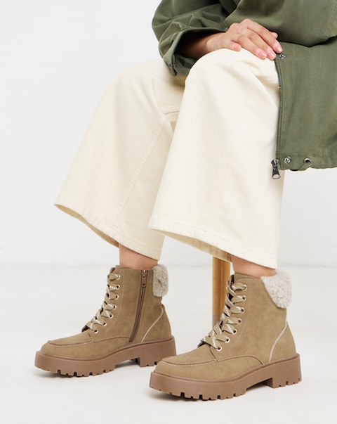 New In - Lace Up Ankle Boot Ex Wide