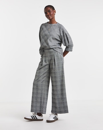 Grey Checked Raglan Sleeve Top