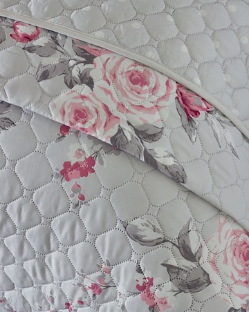 Catherine Lansfield Canterbury Bedspread
