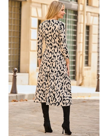 Sosandar Ruchded Front Fit & Flare Dress