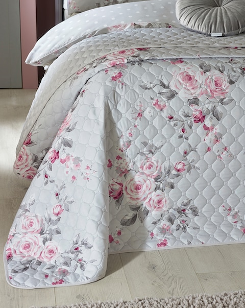 Catherine Lansfield Canterbury Bedspread