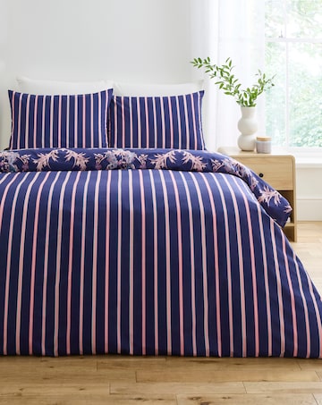 Peacock Heart Cotton Blend Reversible Duvet Cover Set