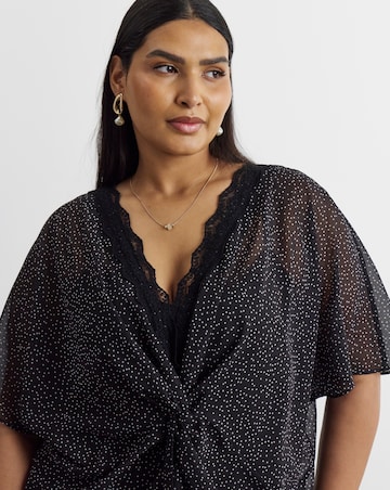 Joanna Hope Knot Front Blouse