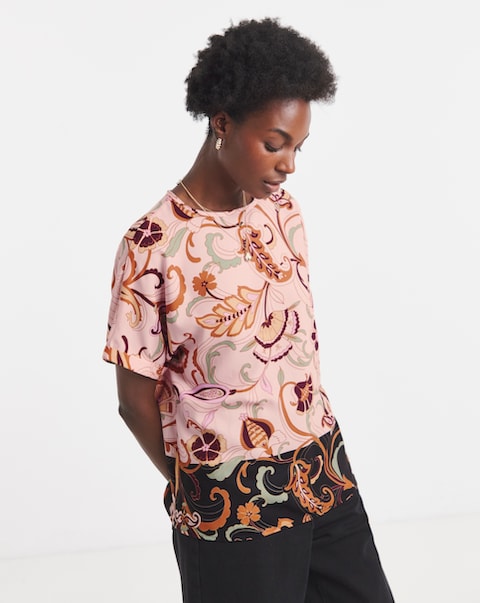 Border Print Short Sleeve Boxy Top