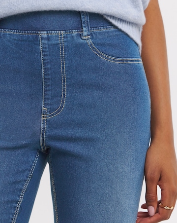 Mid Wash Stretch Flared Pull On Jeggings