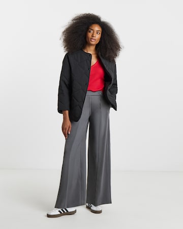 Simply Be Black Textured Quilted Round Collar Jacket