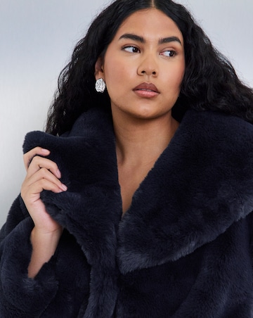 Navy Shawl Collar Plush Faux Fur Coat