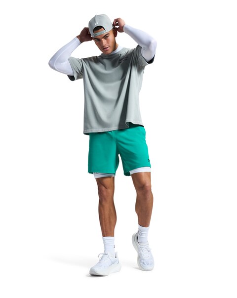 New In - Under Armour Vanish 6 Inch Shorts