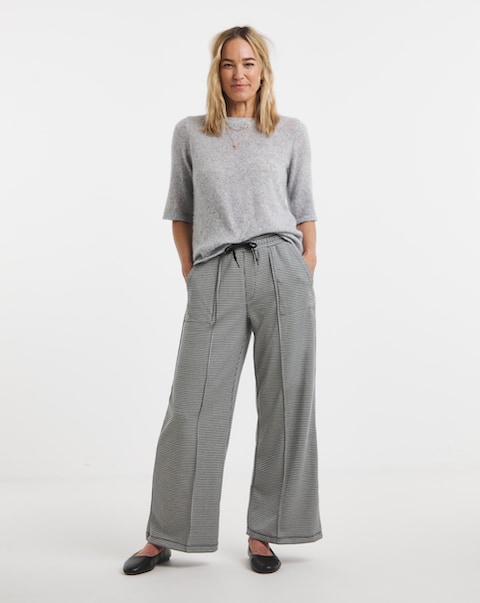 Houndstooth Stretch Ponte Pull On Wide Leg Trouser