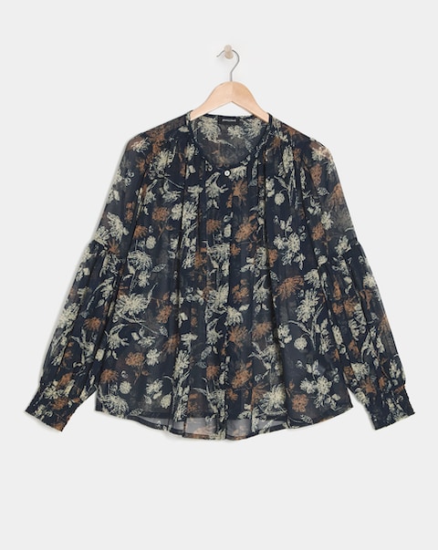 Blouson Sleeve Collarless Georgette Blouse