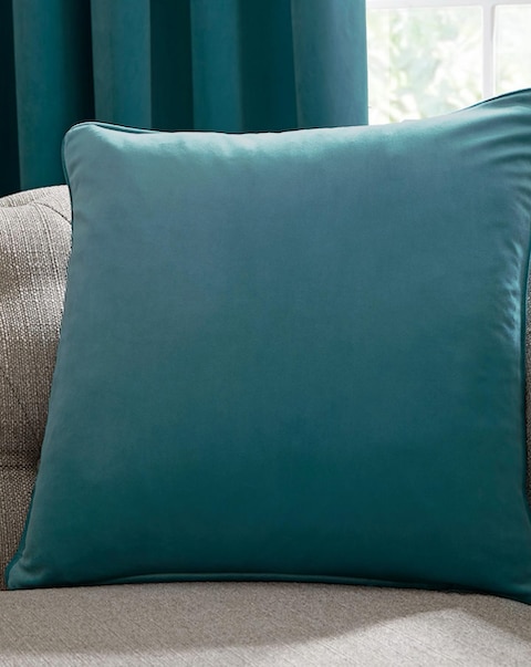 Laurence Llewelyn-Bowen Montrose Filled Cushion