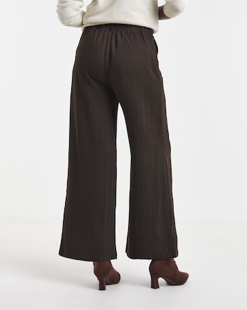 Textured Straight Leg Trouser