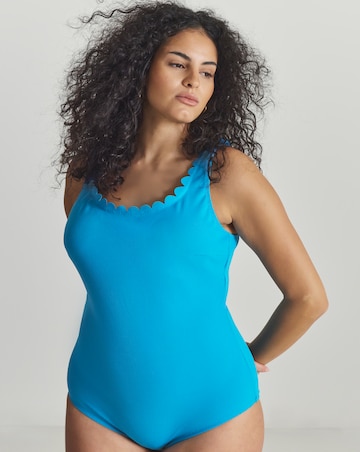 MAGISCULPT Medium Control Scallop Edge Swimsuit