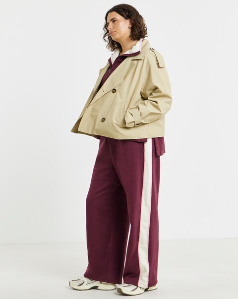New In - Whipstitch Side Stripe Jogger