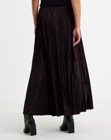 Jersey Pleated Pull On Maxi Skirt