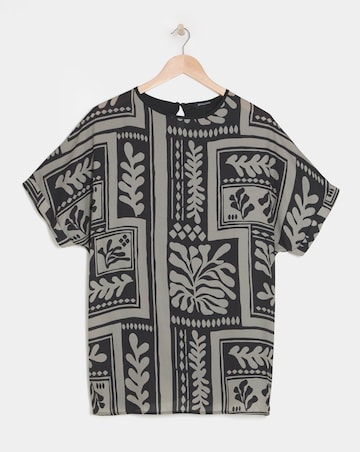 Woven Crepe Short Sleeve Boxy Top