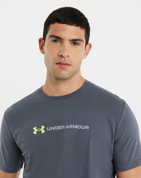 Under Armour Logo Short Sleeve T-Shirt