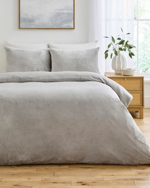 New In - Plain Plush Fleece Duvet Cover Set