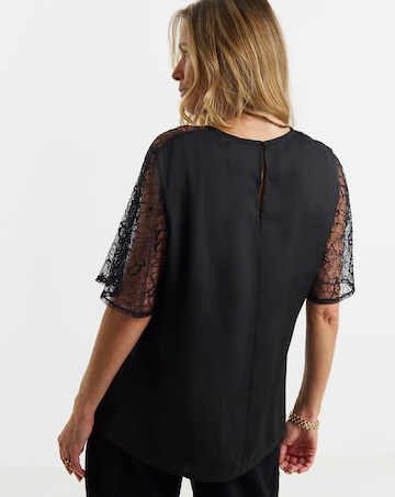 Black Lace Short Sleeve Top