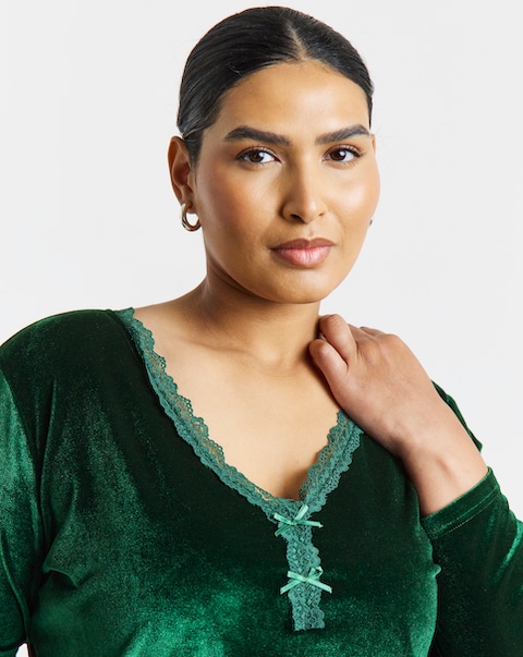 New In - Velvet Lace Trim Top