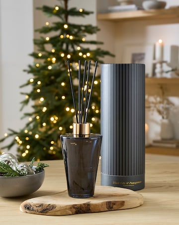 Black Lily & Pomegranate Glass Reed Diffuser 180ml