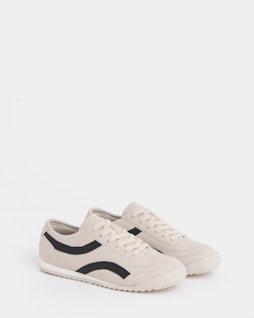 Tesoro Retro Slimline Trainer - Wide Fit (E)