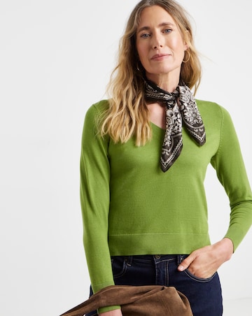 VN V-Neck Jumper