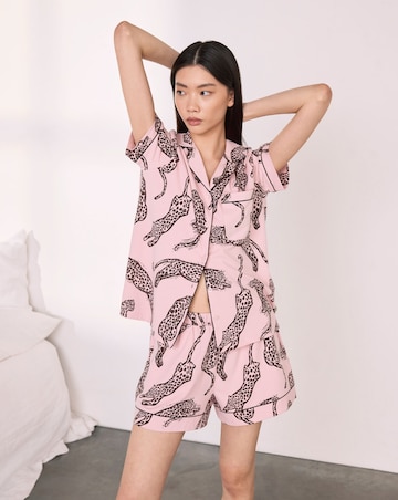 Chelsea Peers Short Sleeve Leopard Revere Shortie Pyjama Set
