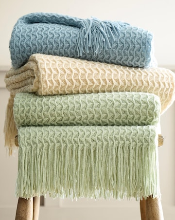 Appletree Textured Knit Throw