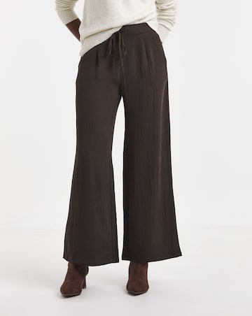 Textured Straight Leg Trouser