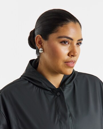 Black Short Rubberised Mac