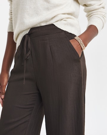 Textured Straight Leg Trouser