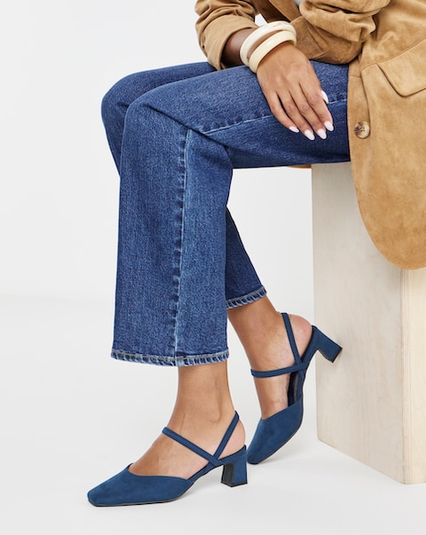 New In - Slingback Block Heel Shoe Ex Wide
