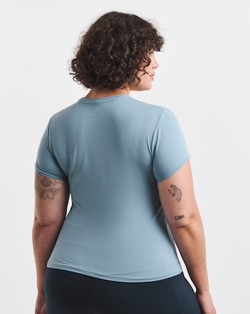 Under Armour Motion Fitted Short Sleeve