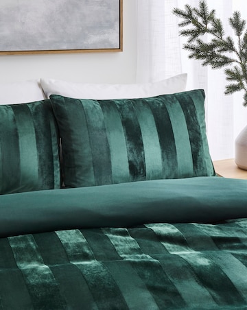 Embossed Velvet Stripe Duvet Cover Set