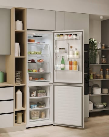 Hoover 300 HONCQ2T618CWK Fridge Freezer