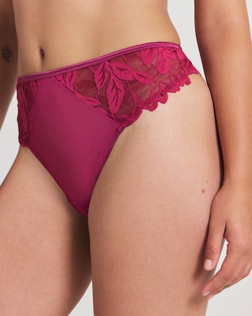 Pretty Secrets Leaf Lace Midi Thong Berry