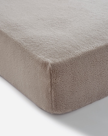 Cosy Cuddle Fleece Extra Deep 32cm Fitted Sheet