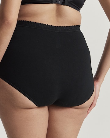 Sloggi (2 Pack) Light Control Maxi Knickers Black or White