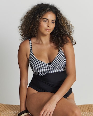 Figleaves Tailor Underwired Twist Front Tankini Top